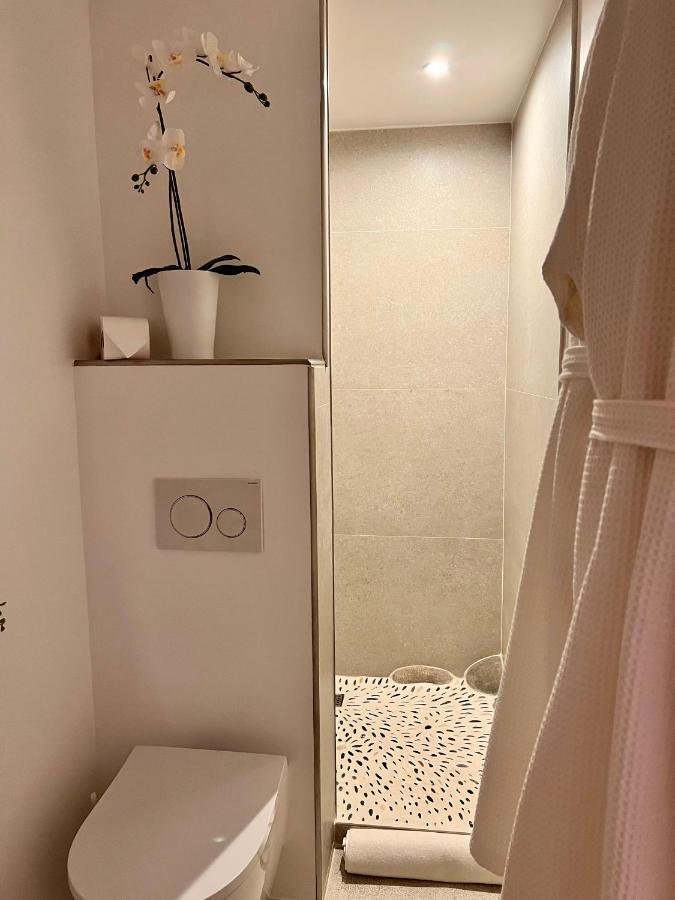 Tamarin & Capucin Suite Balneo Aubagne Buitenkant foto