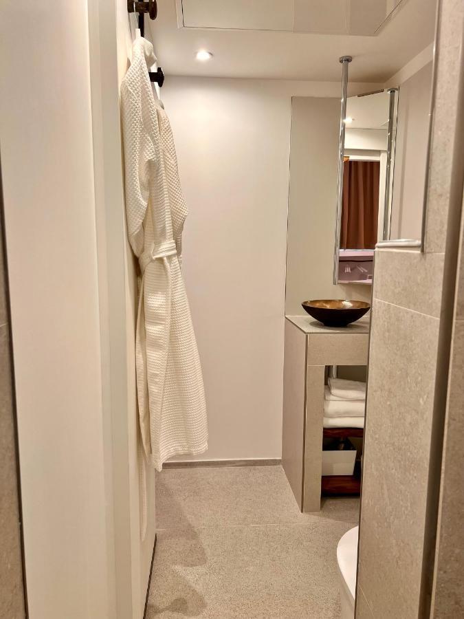 Tamarin & Capucin Suite Balneo Aubagne Buitenkant foto