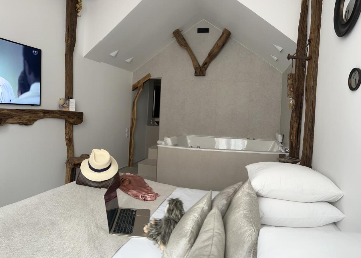Tamarin & Capucin Suite Balneo Aubagne Buitenkant foto