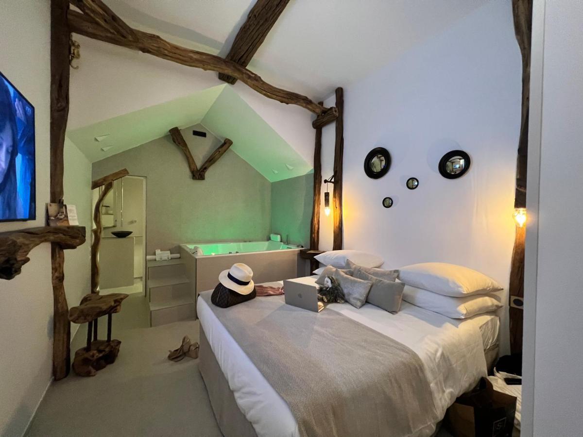 Tamarin & Capucin Suite Balneo Aubagne Buitenkant foto