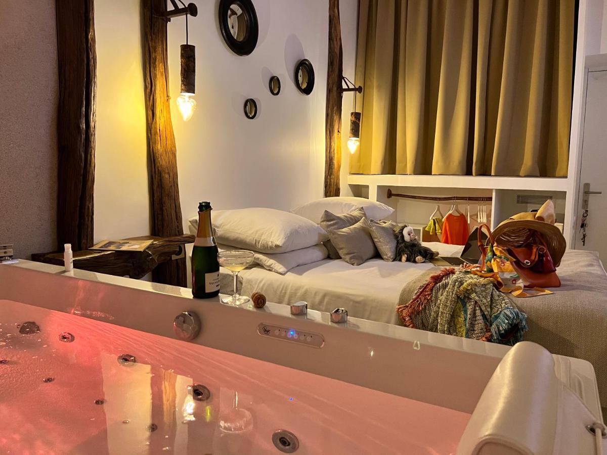 Tamarin & Capucin Suite Balneo Aubagne Buitenkant foto