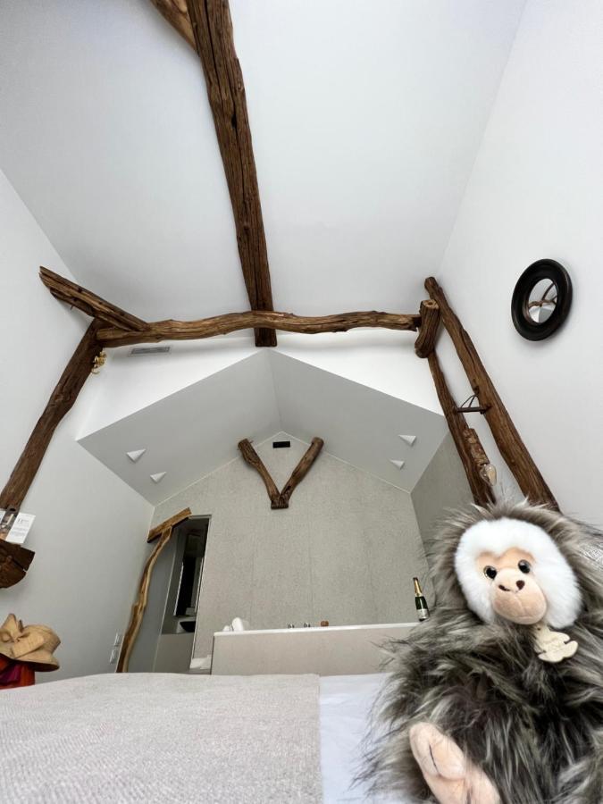 Tamarin & Capucin Suite Balneo Aubagne Buitenkant foto